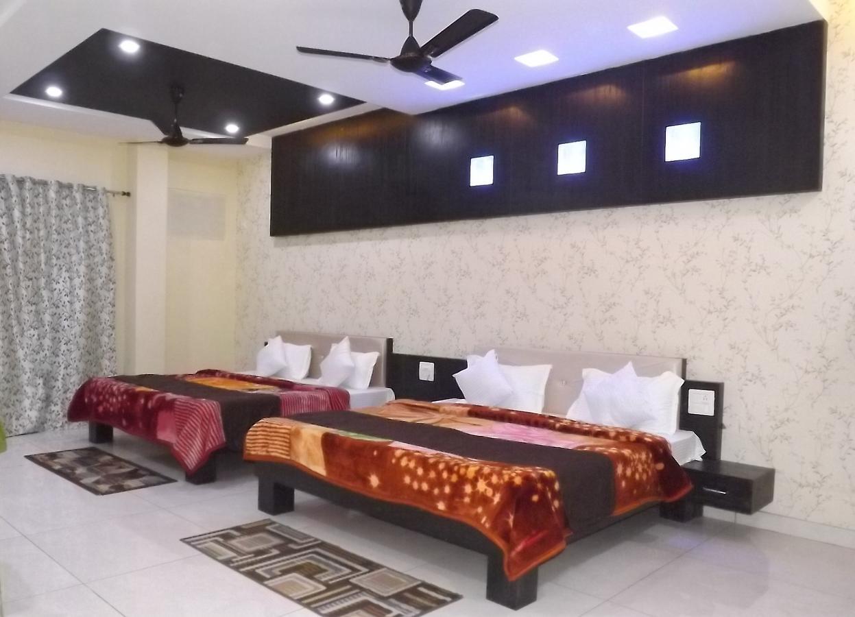 Oyo 30415 Hotel White City Anandpur  Exterior foto