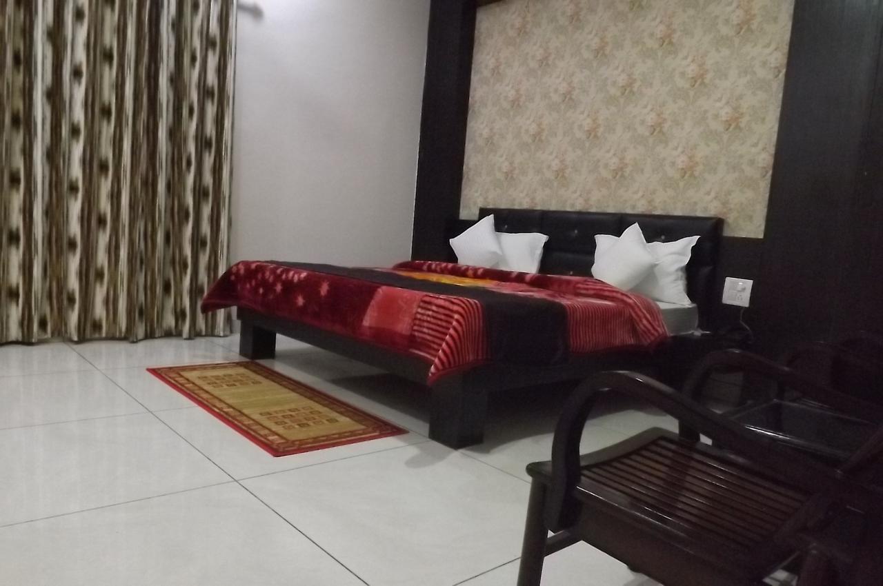 Oyo 30415 Hotel White City Anandpur  Exterior foto